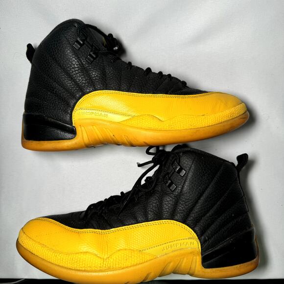 Size 10 - Nike Air Jordan 12 Retro University Gold Men's Shoes - Picture 3 of 7